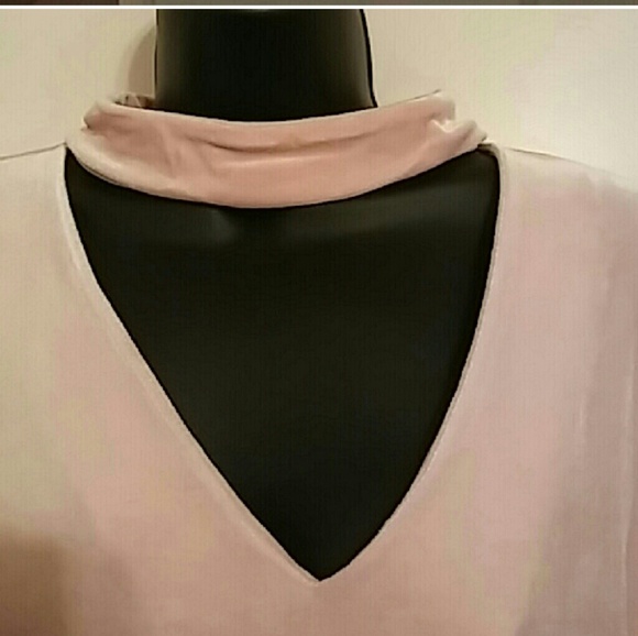 Cold shoulder choker dress - Picture 2 of 5